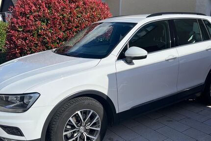 VW Tiguan 185.000 km 14.400 &euro; Niederkassel 53859