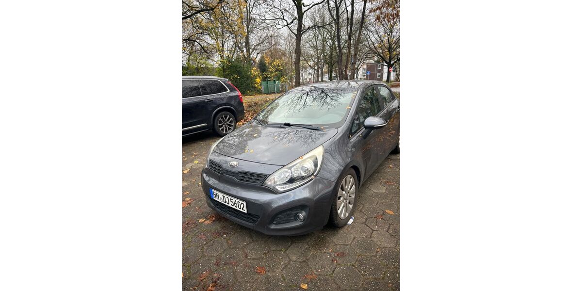 Kia Rio 108.000 km 5.400 &euro; Hamburg 21147