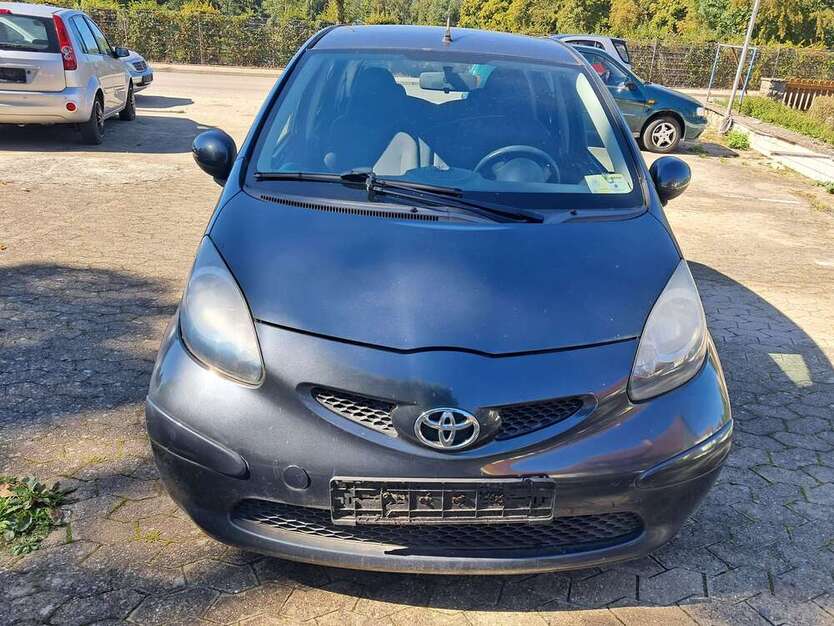Toyota Aygo 126.000 km 950 € Feuchtwangen 91555
