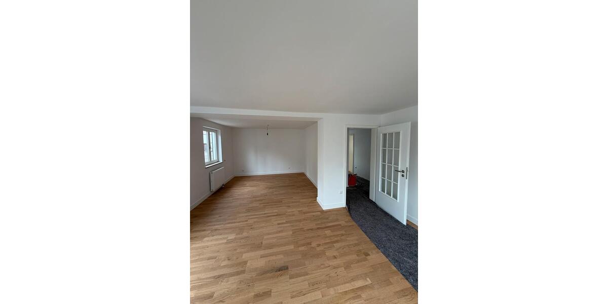 Doppelhaushälfte Geretsried - 3 Zimmer, 95 m&sup2;, 1.900&euro; | Angebot:26188827