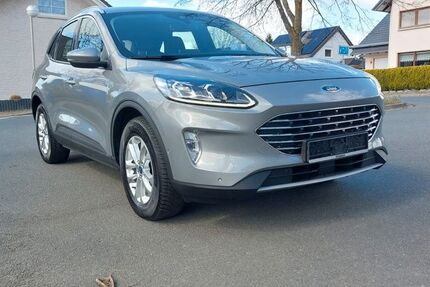 Ford Kuga 41.000 km 18.000 &euro; Goslar 38642