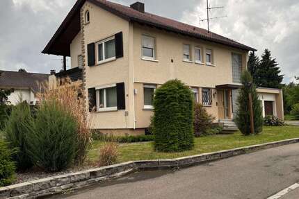 Haus zum Kaufen in Nürtingen-Reudern 798.000 € 233 m² 8 zimmer