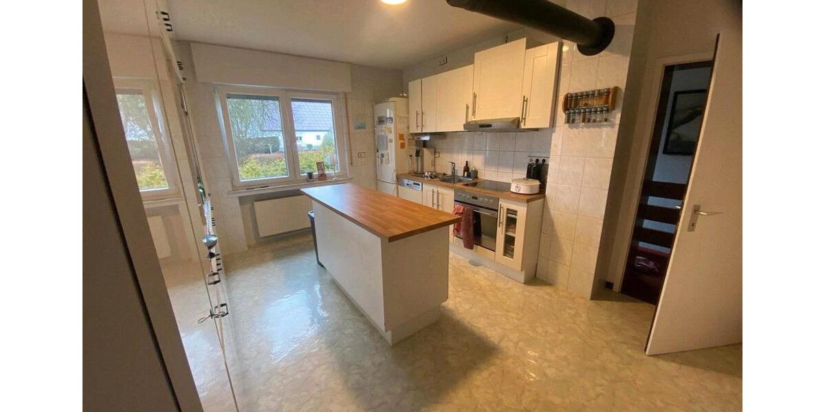 Einfamilienhaus Meinerzhagen - 5 Zimmer, 169 m&sup2;, 1.200&euro; | Angebot:26006010