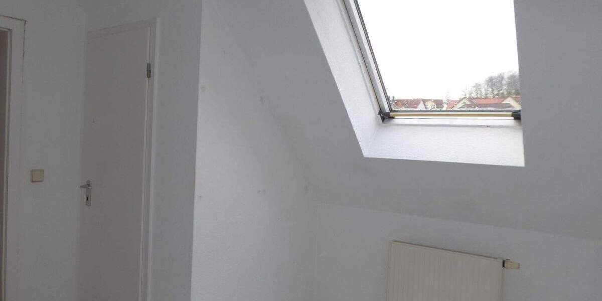 Etagenwohnung Rudolstadt Volkstedt - 4 Zimmer, 81 m&sup2;, 660&euro; | Angebot:25814016