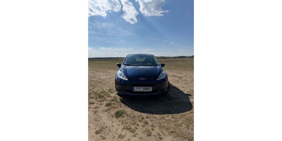 Ford Fiesta 68.650 km 6.000 &euro; Buckow 15377
