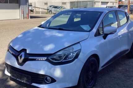 Renault Clio 200.000 km 3.450 &euro; Saarlouis 66740