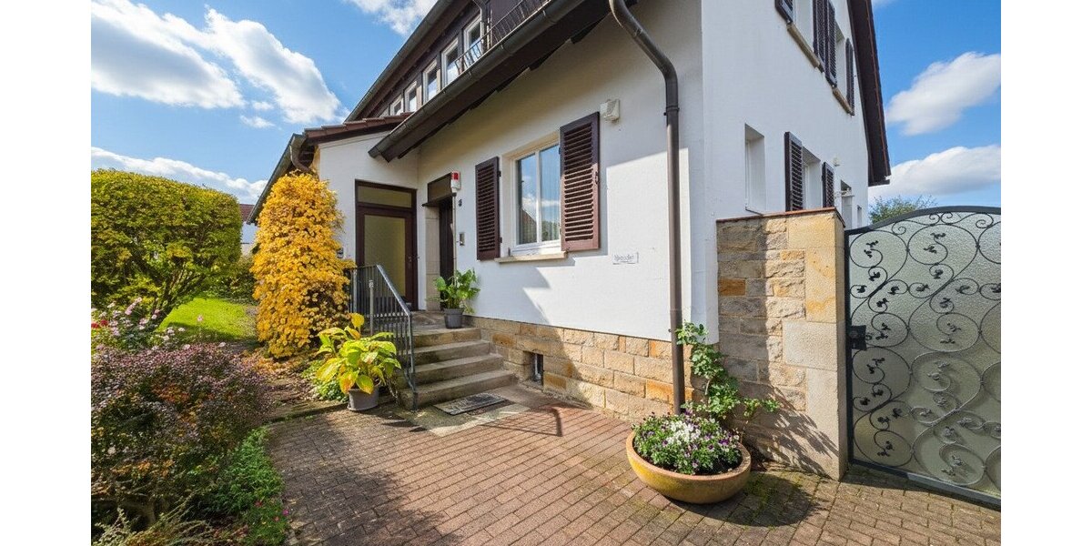 Hünfeld, Wohnhaus mit ELW - Einfamilienhaus Hünfeld | Angebot:26589383