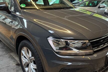 VW Tiguan 90.000 km 12.999 &euro; Lemgo 32657