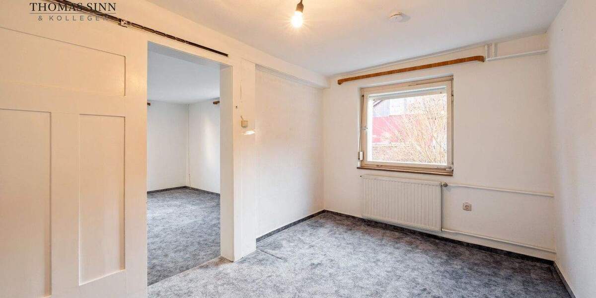 Mehrfamilienhaus, Wohnhaus Obersulm / Eschenau Eschenau - 7 Zimmer, 221 m&sup2;, 299.000&euro; | Angebot:25697688