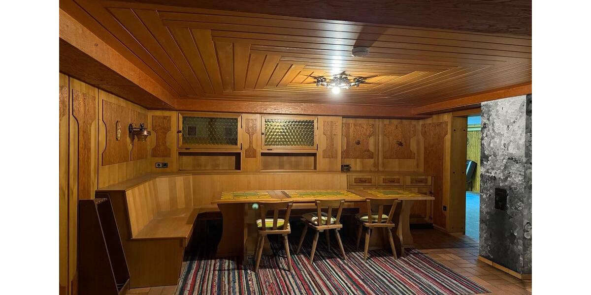 Erdgeschoßwohnung Fürth Eigenes Heim - 5 Zimmer, 250 m&sup2;, 1.700&euro; | Angebot:25126681