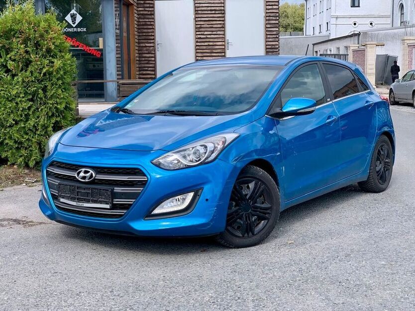 i30
