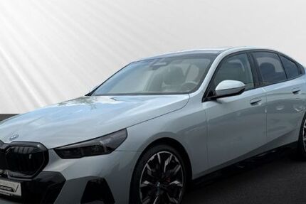BMW i5 2.667 km 69.890 &euro; Rüsselsheim 65428