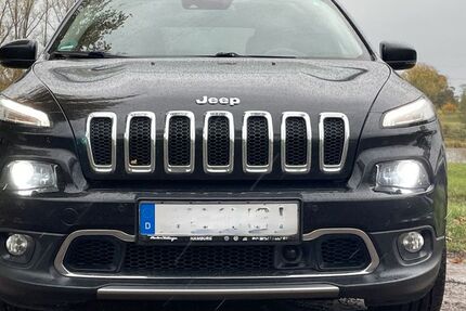 Jeep Cherokee 169.899 km 14.499 &euro; Petershagen 32469