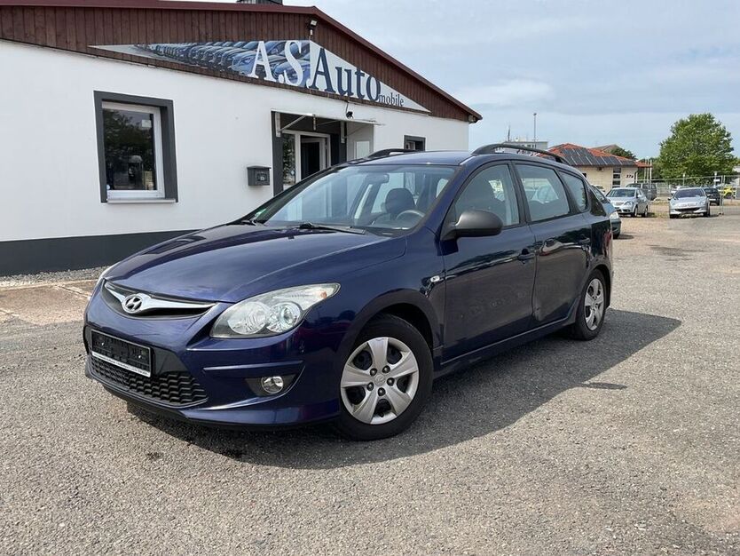 i30
