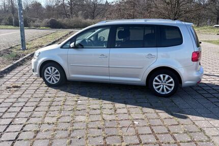 VW Touran 166.000 km 9.900 &euro; Wolfsburg 38442