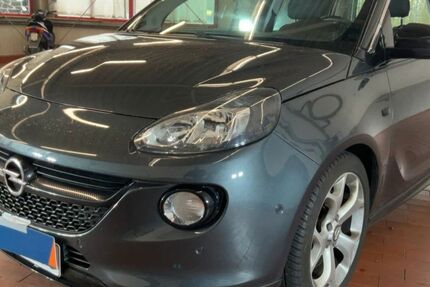 Opel Adam 58.258 km 13.950 &euro; Raunheim 65479
