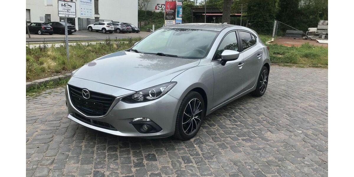 Mazda 3 185.850 km 6.450 &euro; Oberhausen 46049