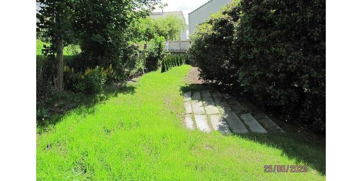 Etagenwohnung Markneukirchen - 5 Zimmer, 139 m&sup2;, 1.100&euro; | Angebot:25487030