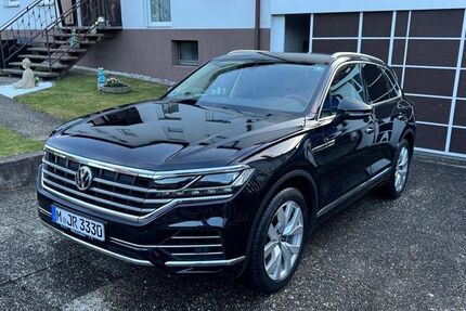 VW Touareg 158.000 km 34.999 &euro; München 81673