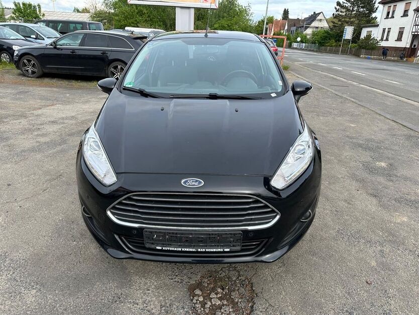 Ford Fiesta 153.000 km 6.900 € Hungen 35410