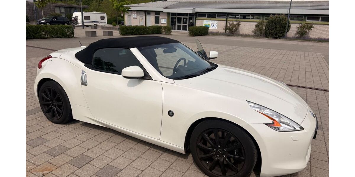 Nissan 370Z 48.000 km 22.000 &euro; Pforzheim 75181