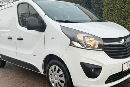Opel Vivaro 161.200 km 8.999 &euro; Dresden 01159