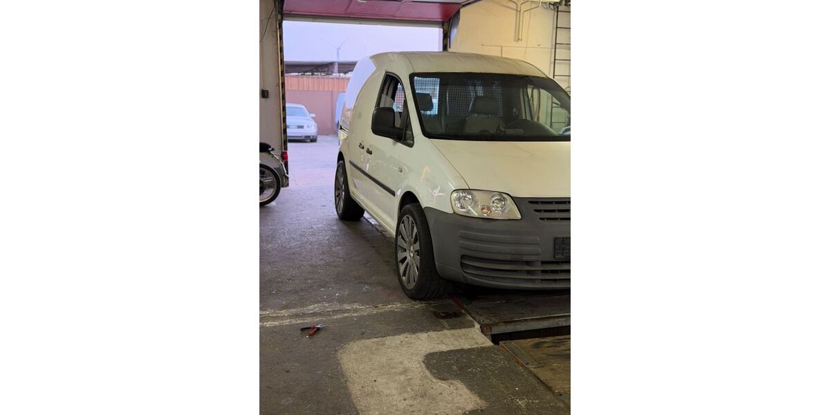 VW Caddy 179.600 km 4.000 &euro; Zeithain 01619