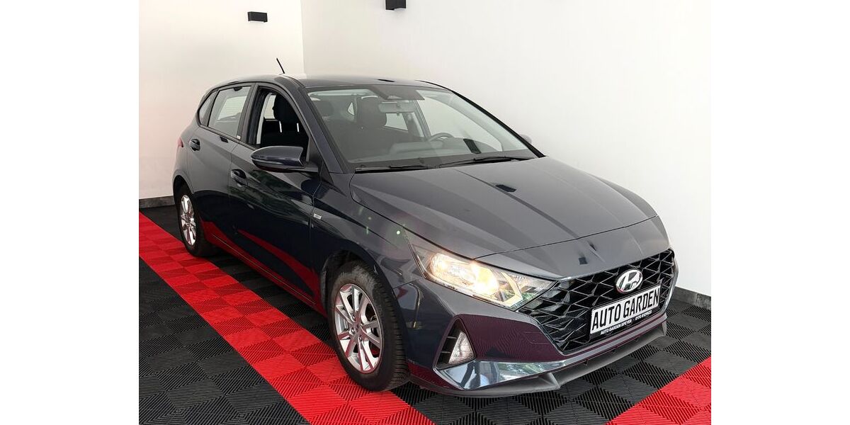 Hyundai i20 64.000 km 13.500 &euro; Schwetzingen 68723