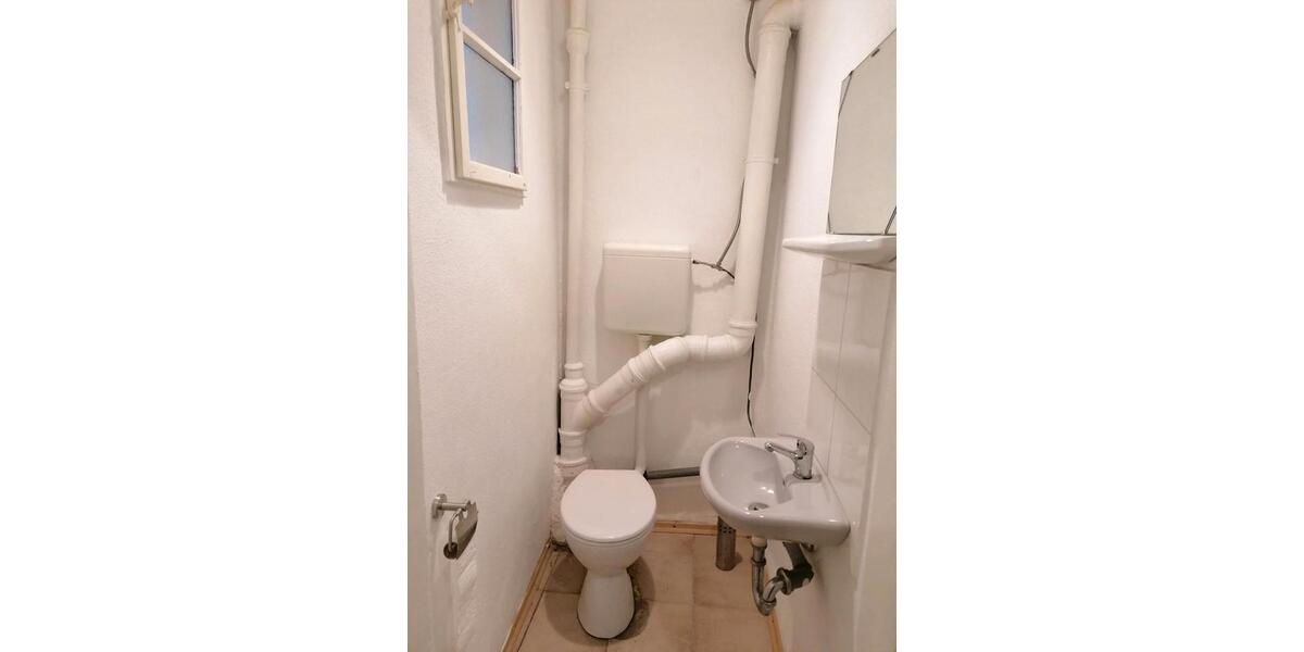 Erdgeschoßwohnung Landau an der Isar - 2 Zimmer, 65 m&sup2;, 950&euro; | Angebot:26032280