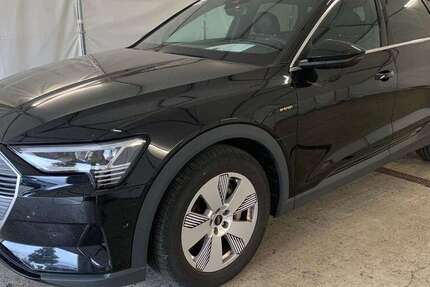 Audi e-tron 76.577 km 27.790 &euro; Herges-Hallenberg 98587