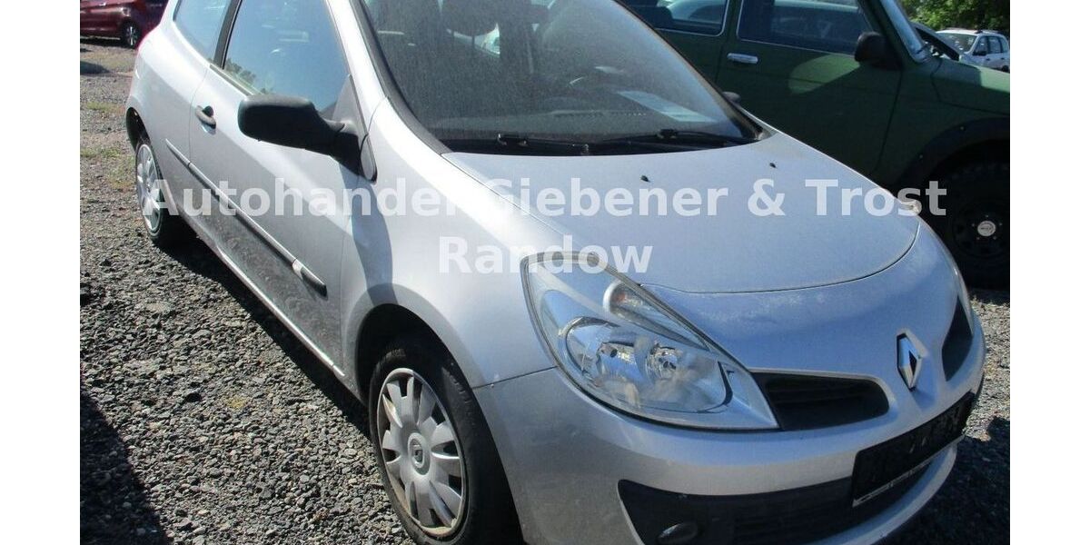 Renault Clio 99.999 km 3.600 &euro; Demmin 17109
