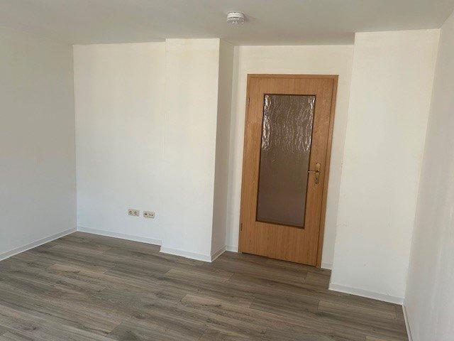 Etagenwohnung Oelsnitz (Erzgebirge) - 2 Zimmer, 42 m&sup2;, 219&euro; | Angebot:26235566