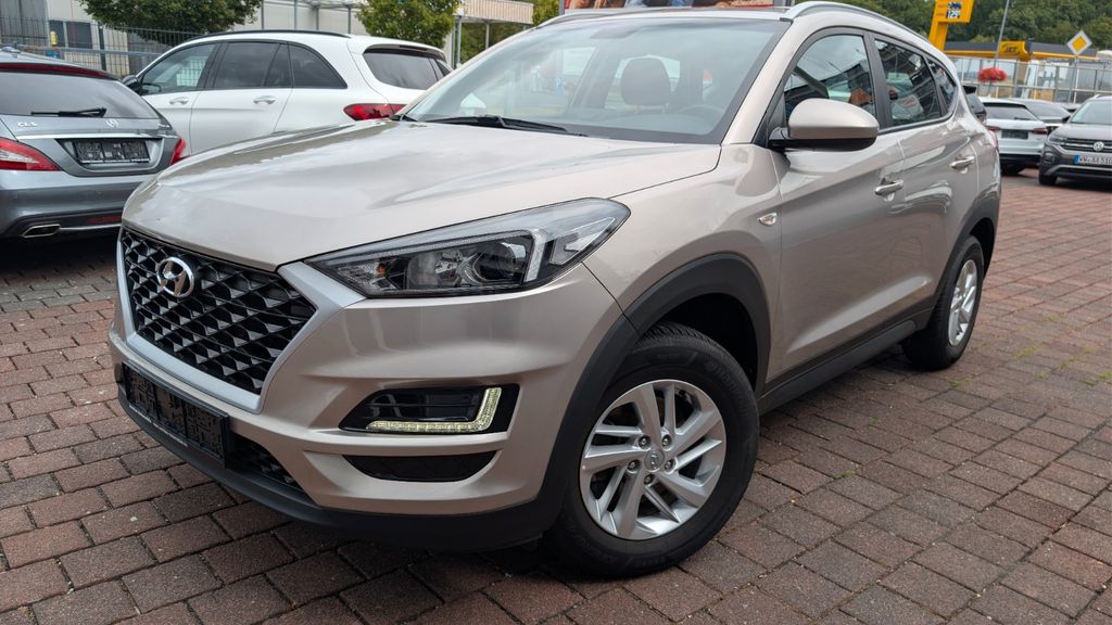 Hyundai TUCSON 67.300 km 15.900 &euro; Montabaur 56410