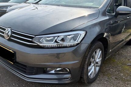 VW Touran 165.300 km 12.480 &euro; Eichenzell 36124