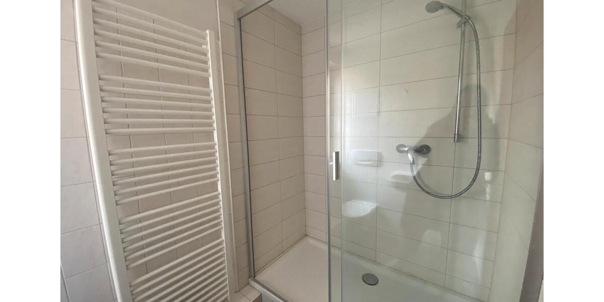 Etagenwohnung Lauta - 1 Zimmer, 42 m&sup2;, 255&euro; | Angebot:26479901