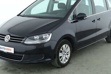 VW Sharan 54.747 km 25.670 € Stuttgart 70195
