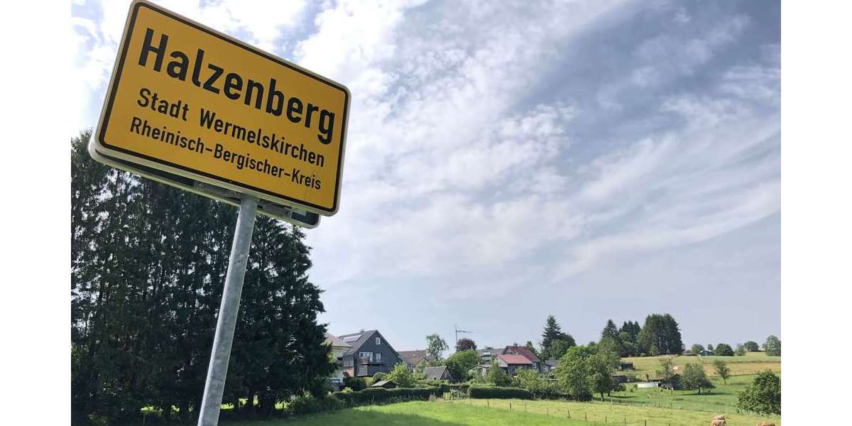 Haus zum Mieten in Wermelskirchen 1.120 € 136.6 m² 4 zimmer