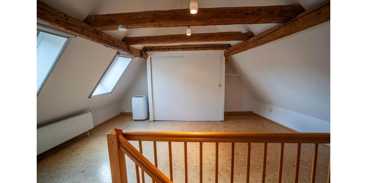 Wohnung und Haus in einem - saniertes Altstadthaus mit insgesamt 93m², EBK und Klimaanlage 3 zimmer