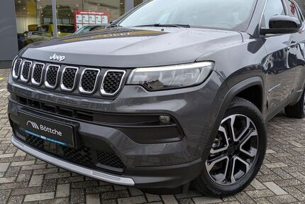 Jeep Compass 4.208 km 26.990 € Dessau-Roßlau 06842