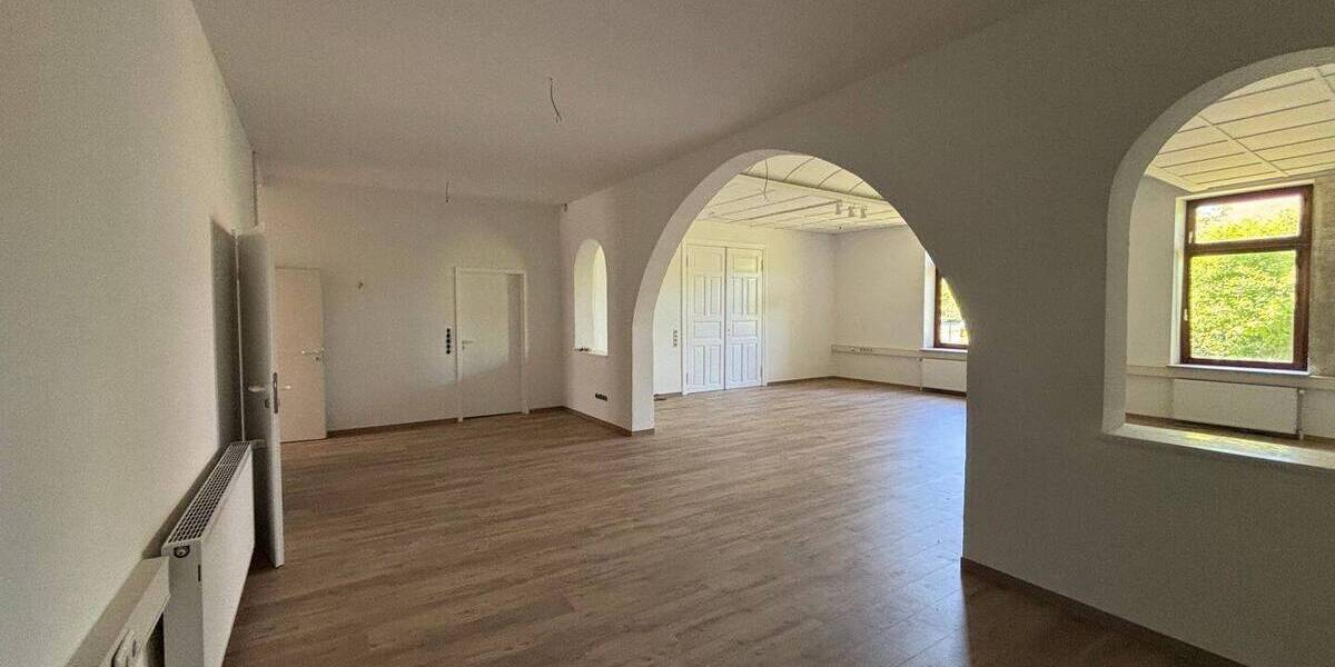 Gewerbeobjekt Weyhe Kirchweyhe - 1 Zimmer, 125 m&sup2;, 750&euro; | Angebot:25682674