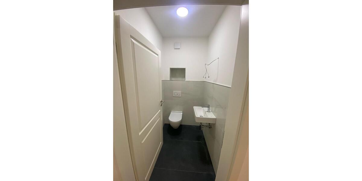 Dachgeschoßwohnung Elmshorn - 4 Zimmer, 120 m&sup2;, 1.350&euro; | Angebot:26296591