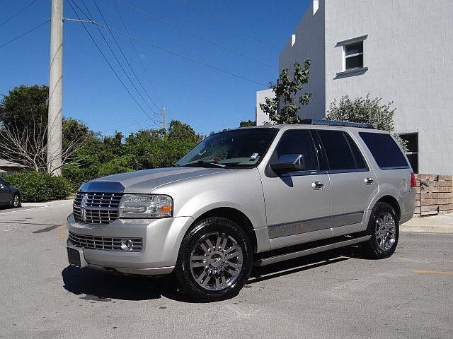 Lincoln Navigator 91.500 km 19.950 &euro; Alfter 53347