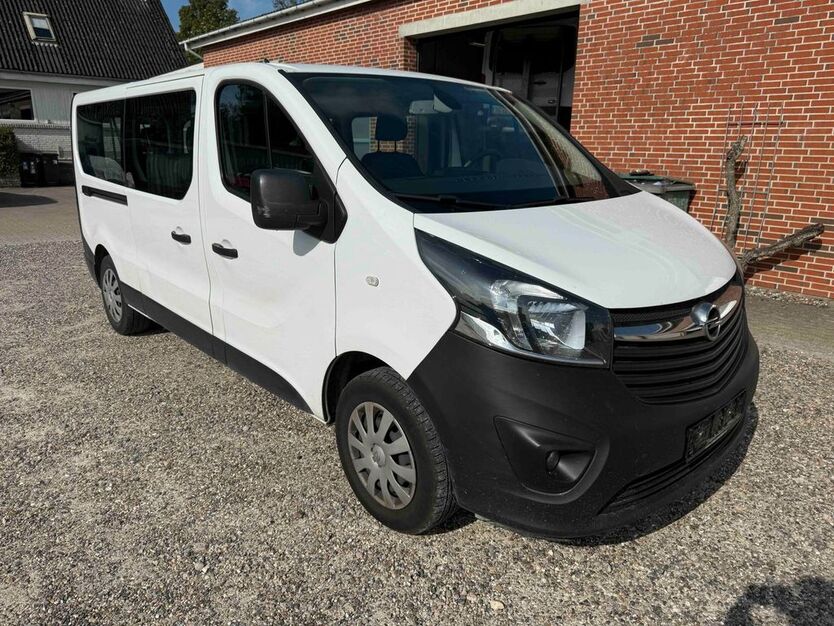 Opel Vivaro 118.650 km 19.790 € Lauterbach 36341