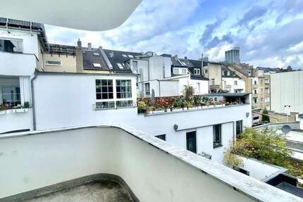 Wohnung zum Mieten in Düsseldorf 1.540 € 110 m² 4 zimmer