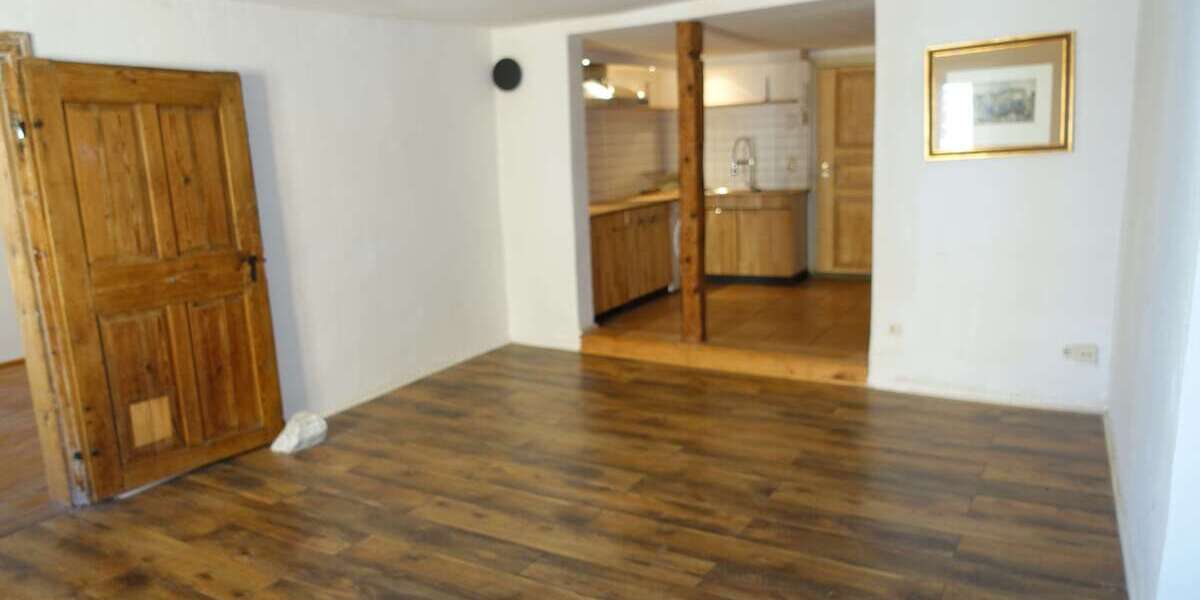 Etagenwohnung Kraiburg - 3 Zimmer, 85 m&sup2;, 650&euro; | Angebot:27146538