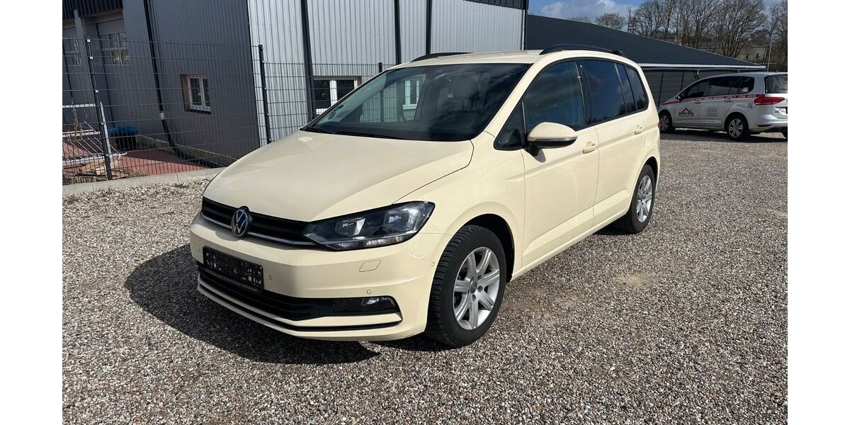VW Touran 137.000 km 22.499 &euro; Ratzeburg bei Hamburg 23909