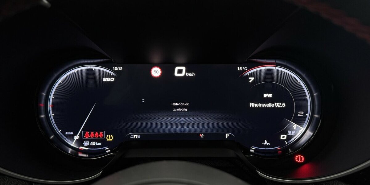 Alfa Romeo Giulia 2.0 Competizione Q4 Turbo Panoramadach 14.303 km 38.460 &euro; Lich 35423