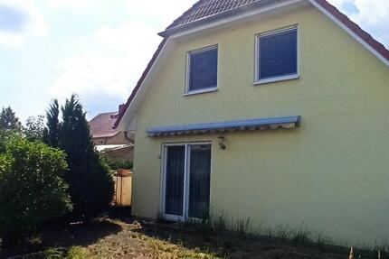 Haus Werder (Havel) - 3 Zimmer, 102 m&sup2;, 1.600&euro; | Angebot:24302996