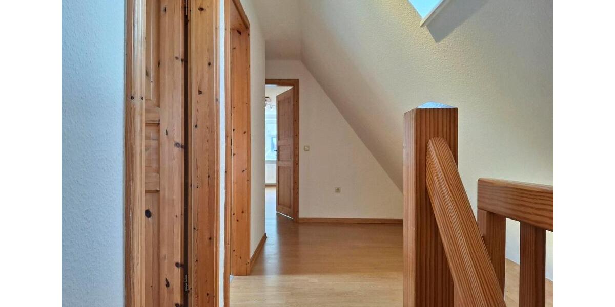 Einfamilienhaus Heide - 4 Zimmer, 120 m&sup2;, 1.250&euro; | Angebot:26122575