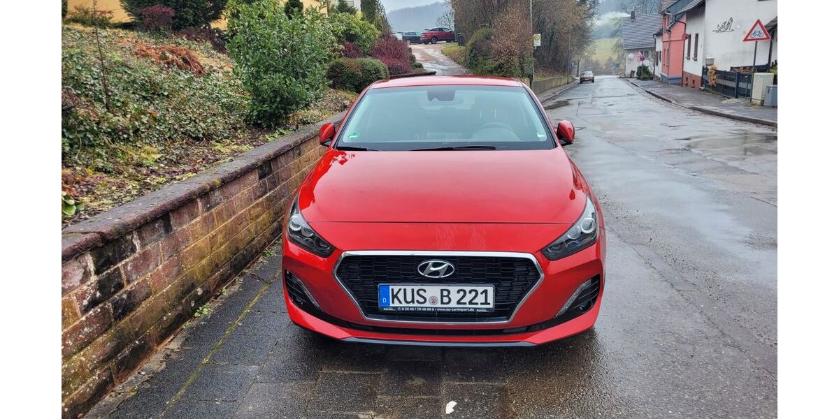 Hyundai i30 90.000 km 15.500 &euro; Schönenberg-Kübelberg 66901